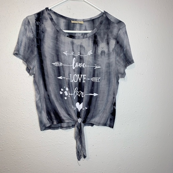 Medium bleach wash Top - Picture 2 of 5